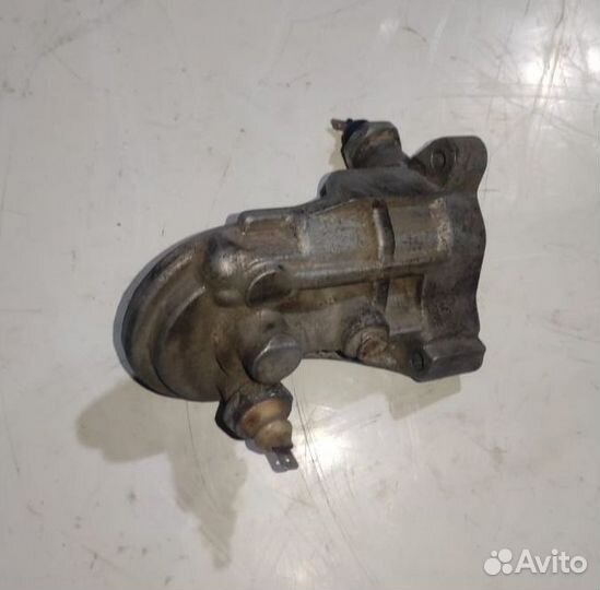 Кронштейн масляного фильтра Audi 80 (B3) 1.8 RN