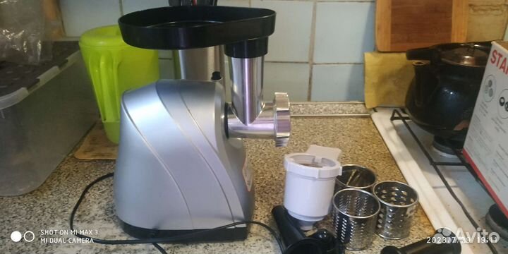 Мясорубка электрическая starwind 5485