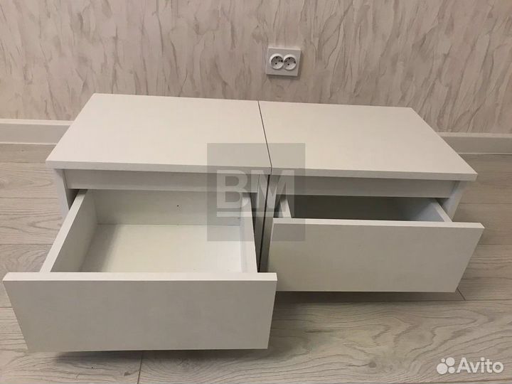 Тумба прикроватная, в наличии