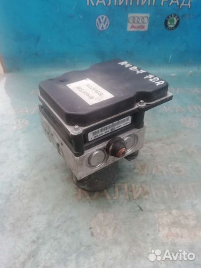 Блок ABS Audi a4 b7. 8E0910517B