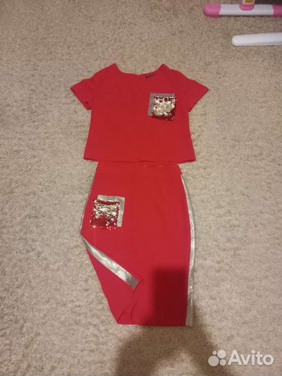 Костюм женский