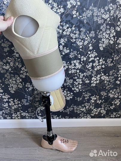Протез ноги новый