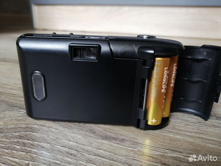 Плёночный фотоаппарат olympus AF 10 mini