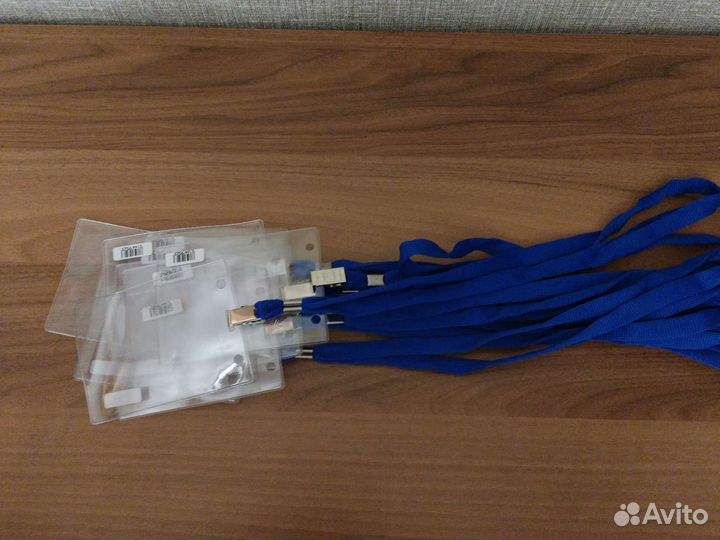 Бейдж на ленте, новый