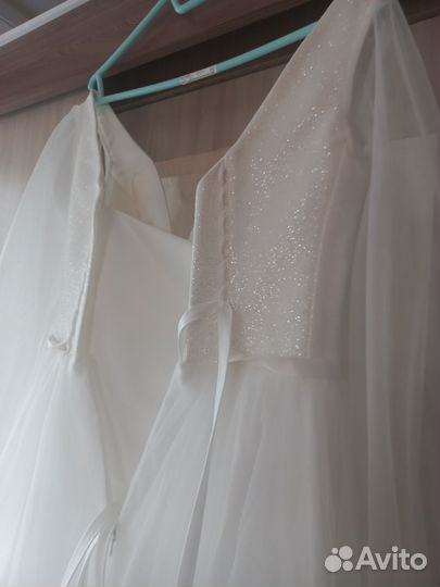 Свадебное платье 44