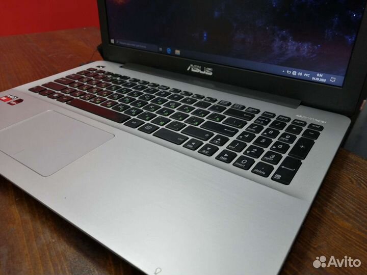 Ноутбук бу для учебы и игр A8-7410/6Gb/Radeon R5