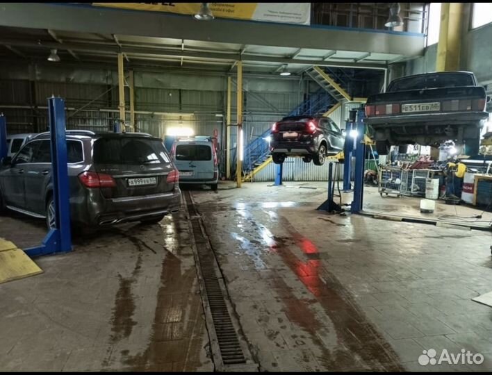 Требуется автомеханик автослесарь