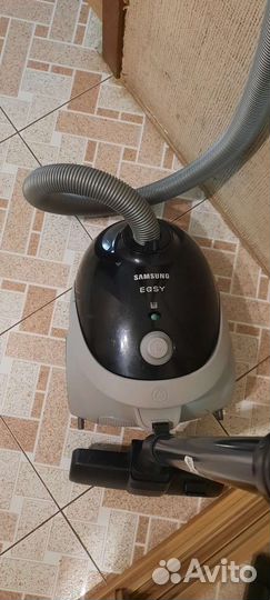 Пылесос Samsung easy 1800w
