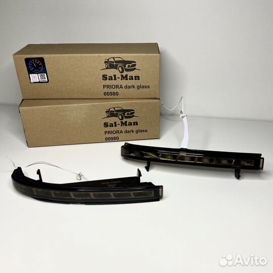 Повторитель поворота в зеркало LADA Priora плазма