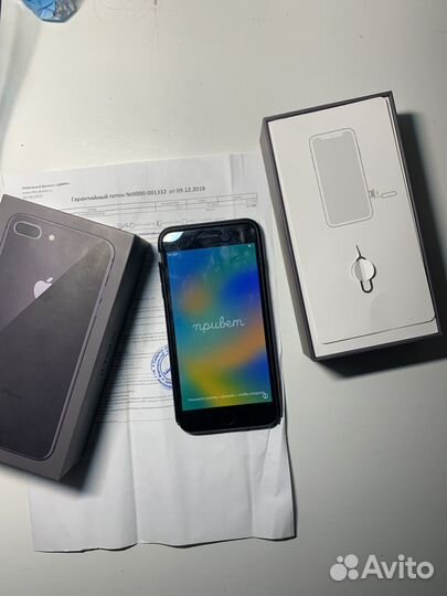 Телефон iPhone 8 plus