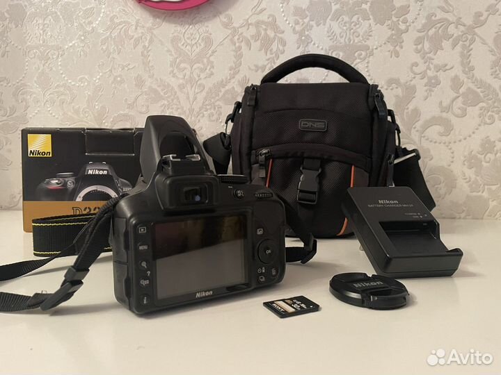 Зеркальный фотоаппарат