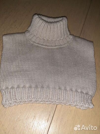 Манишка детская вязаная