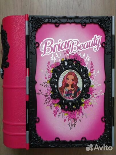 Домик с куклой