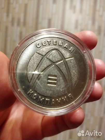 Настольная медаль