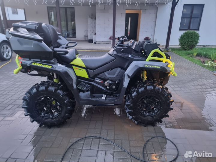 Квадроцикл brp xmr