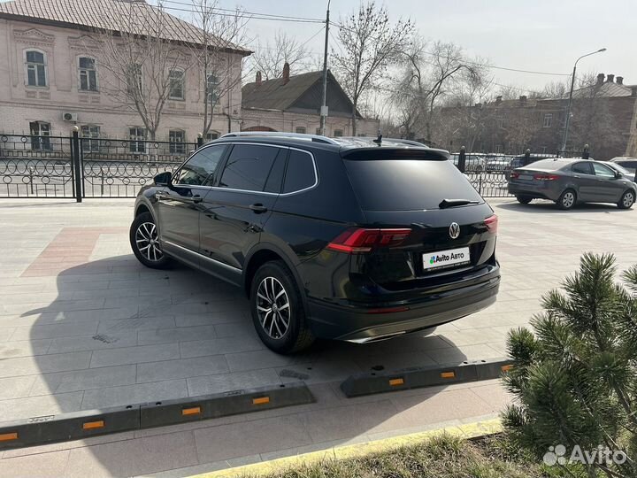 Volkswagen Tiguan 2.0 AMT, 2018, 60 000 км