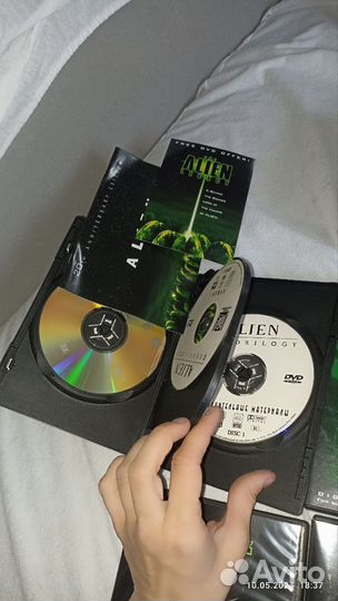 Чужой, Чужие. Сигурни Уивер The alien legacy. DVD