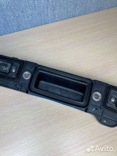 Ручка крышки багажника с подсветкой volkswagen