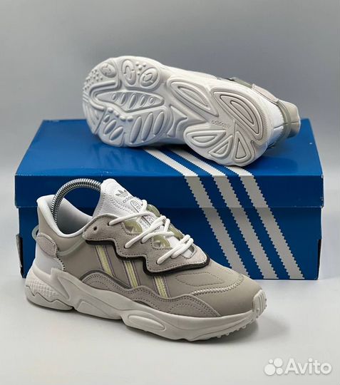 Кроссовки Adidas Ozweego женские