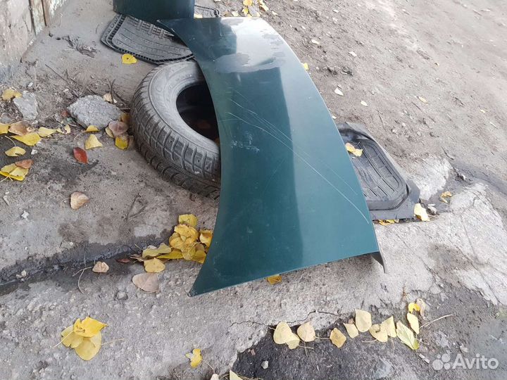 Крышка богажника Chrysler 300m