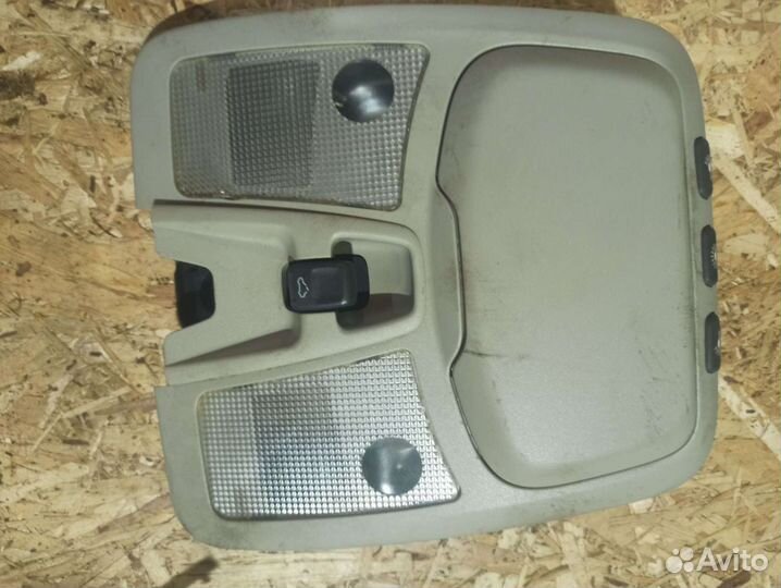 Плафон салонный Volvo XC90