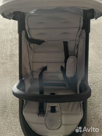 Прогулочная коляска baby jogger