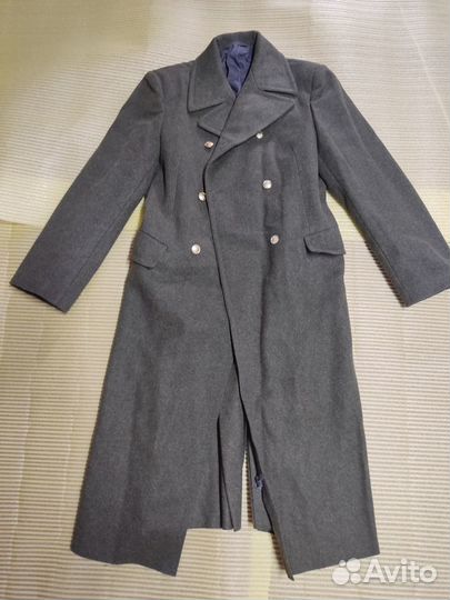 Шинель оливковая для офицеров и прапорщиков