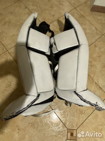 Вратарские щитки vaughn