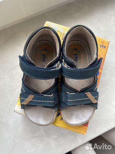 Сандали для мальчика 24
