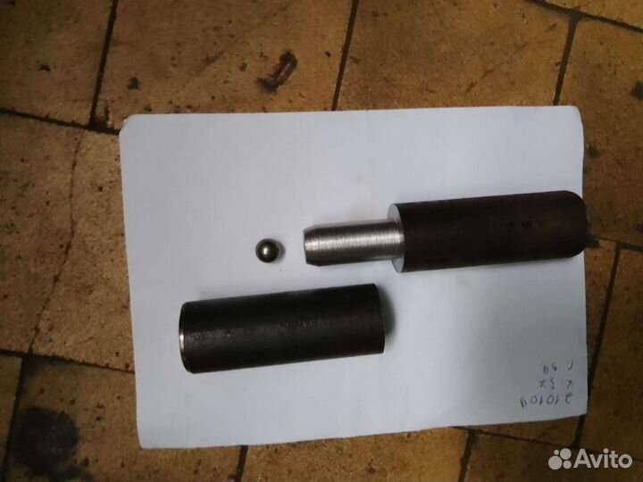 Шарниры для ворот, мет. дверей