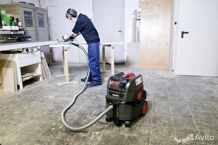 Строительный пылесос (промышленный)