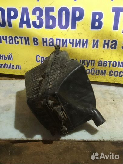 Корпус воздушного фильтра Kia Shuma