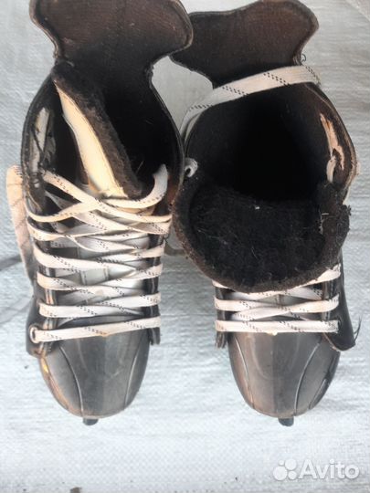 Коньки хоккейные детские