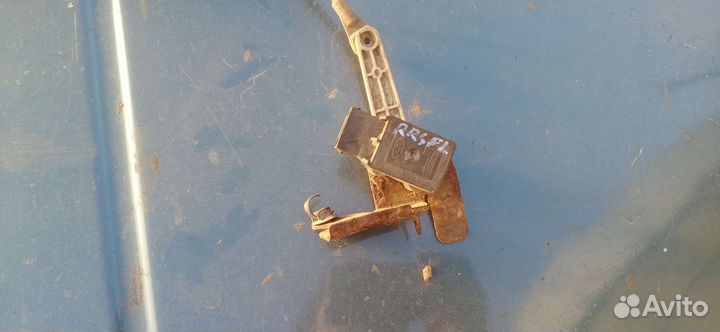 Датчик высоты Range Rover Sport передний прав, лев