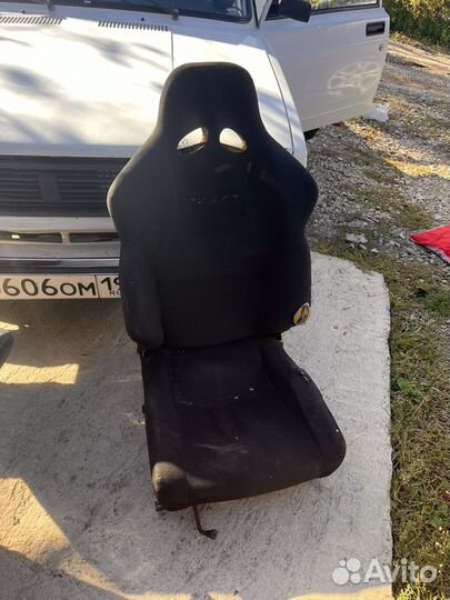 Спортивные сиденья