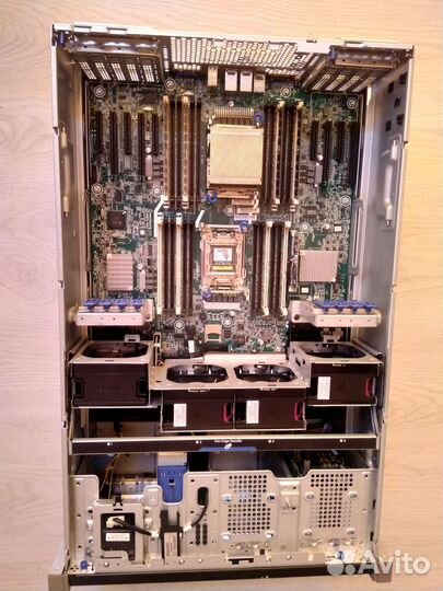 HP Proliant ML350p Gen8