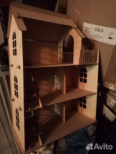 Домик кукольный