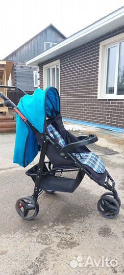 Прогулочная коляска