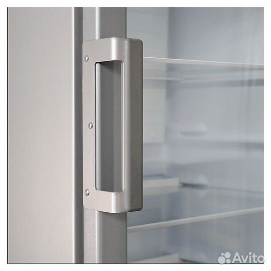 Шкаф холодильный Бирюса M152