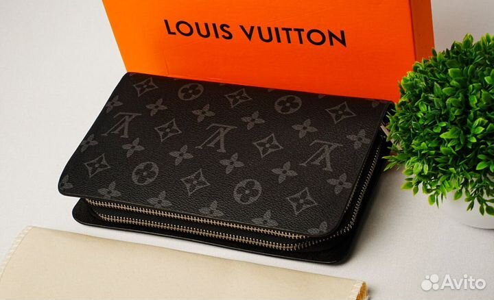 Louis Vuitton кошелек