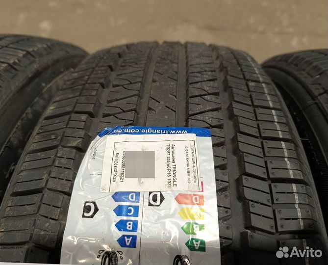 Triangle TR257 235/60 R18 103V