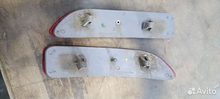 Отражатель в бампер задний L R LADA largus 2