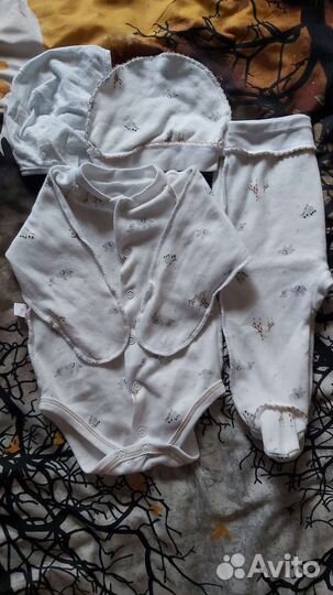 Детские вещи для новорожденных