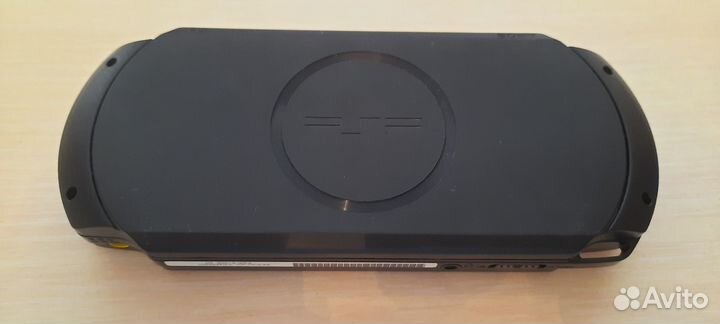 Портативная игровая консоль Sony PS