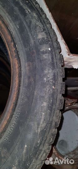 Kumho I'Zen KW22 195/60 R15 88T