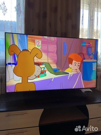 Телевизор Samsung 55 Crystal UHD