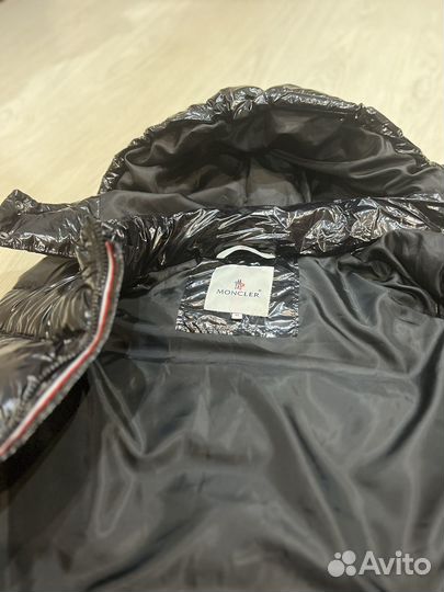 Жилетка moncler глянцевая