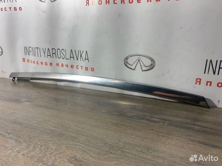 Молдинг двери задний левый Infiniti Ex25 Ex35 Ex37