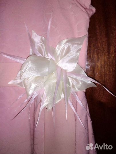 Нарядное платье