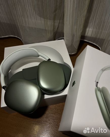 AirPods Max